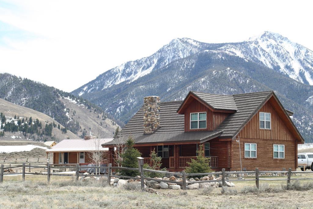 Montana Spirit Guest Lodge Cliff Lake Extérieur photo